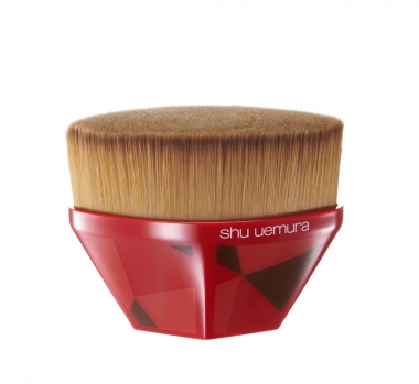 petal 55 foundation brush crafted in japan Large Image
